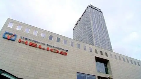 Agora może wejśc do kina