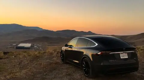 Tesla Motors oficjalnie otworzyła gigafabrykę