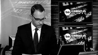 Andrzej Maria Faliński, dyrektor generalny Polskiej Organizacji Handlu i Dystrybucji komentuje sytuację po tragicznej śmierci Sławomira Skrzypka, prezesa NBP i przewodniczącego RPP. Sławomir Skrzypek zginął w katastrofie prezydenckiego samolotu na lotnisku w Smoleńsku. W katastrofie zginął także Prezydent RP Lech Kaczyński i kilkudziesięciu wybitnych przedstawicieli życia publicznego w Polsce.