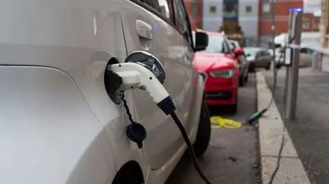 "Użytkowanie samochodu elektrycznego jest znacznie tańsze niż pojazdu spalinowego"