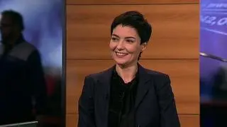 Mimo spowolnienia gospodarczego, Polacy spodziewają się w tym roku dostatnich świąt. Prezenty mają być okazalsze, a stół zastawiony dostatniej. Wyniki badania świątecznych zwyczajów zakupowych w Polsce prezentuje Magdalena Jończak z Deloitte Polska w programie Pieniądze od Rana.