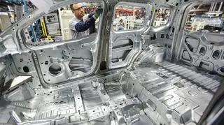 Rosną długi branży motoryzacyjnej