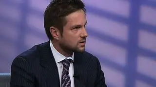 14 czerwca wchodzi w życie ustawa o udostępnianiu informacji gospodarczych. Umożliwi ona zgłaszanie dłużników do Biur informacji Gospodarczej. Aby to zrobić trzeba będzie dostarczyć nakaz zapłaty lub wyrok sądu z klauzulą wykonalności. Dłużnika będzie można zgłosić 14 dni od daty wezwania do zapłaty. Ustawa umożliwi również wymianę informacji o dłużnikach w ramach rejestrów innych krajów. O zaletach i zagrożeniach z niej płynących mówi Sławomir Szepietowski, wspólnik w Kancelarii LEXdirekt Widziewicz, Szepietowski.