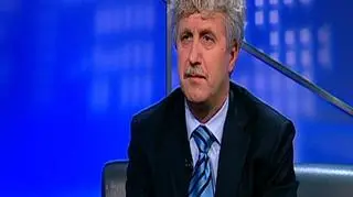 Słaby złoty i spowolnienie gospodarcze może wpłynąć na inwestycje w Warszawie, która znalazła się 7 miejscu pod względem atrakcyjności dla inwestycji w nieruchomości zaraz za Londynem i Moskwą. Miasto zaoszczędziło 600 mln. zł. podczas przetargu na budowę mostu północnego w Warszawie. Na co Warszawa przeznacza swoje pieniądze? W studio TVN CNBC Biznes rozmawialiśmy z Jackiem Wojciechowiczem, wiceprezydentem miasta stołecznego Warszawy.