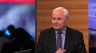 Naklejka ze spodziewanym czasem życia produktu chce w Unii Europejskiej przeforsować Polska. Gość TVN CNBC Minister Środowiska Andrzej Kraszewski mówi, że wymiana komputerów, pralek, czy zmywarek na urządzenia nowsze może być przyjazna dla środowiska - bo zmniejsza zużycie energii, czy wody. Ale nie wtedy, kiedy pralka psuje się tuż po dwuletniej gwarancji.