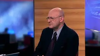 W czerwcu zarejestrowano więcej aut niż w maju, ale znacznie mniej niż przed rokiem. Instytut Samar podsumował pierwsze półrocze na rynku aut. Jak tak dalej pójdzie to w tym roku nie przekroczymy nawet 250 tysięcy rejestracji. Rozmowa z Darkiem Balcerzykiem z Instututu Samar.