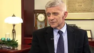 Powinniśmy podnieść płace, opodatkować bogatych i przepływ kapitału - radzi Marek Belka