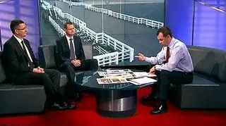 Złoty zazwyczaj zyskuje na początku miesiąca, a traci pod koniec. Czy taka sytuacja będzie w maju? O tym jak będzie ze złotym w tym miesiącu, rozmawiali w studiu TVN CNBC Biznes Jacek Maliszewski, Alpha Financial Services, oraz Maciej Podlaski, FCM Management.