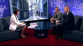 Komisja Europejska rozpoczęła konsultacje publiczne w sprawie unijnego rozporządzenia GVO. Dotyczy ono sprzedaży i serwisowania samochodów. Komisja zastanawia się czy obowiązujące do 2010 roku rozporządzenie przedłużyć. O GVO w Biznes Lunchu rozmawiali goście: Alfred Franke ze Stowarzyszenia Dystrybutorów Części Samochodowych oraz Mirosław Majda, rzeczoznawca Ekspertmot. 