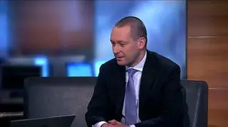 W tej części programu portfel, który radzi sobie bardzo dobrze na tle innych inwestycji gości. Co jest motorem wzrostów, a co przynosi straty w portfelu Mariusza Pawlaka, z Family Office Lorek, Pawlak i Wspólnicy, w Programie Milion w Portfelu. 