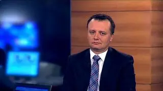 Dystrybucja sprzętu IT to zawsze był trudny biznes oparty na bardzo niskich marżach i perfekcyjnej logistyce. W przypadku ABC Data to ostatnio biznes nawet trudniejszy, bo zupełnie nie wyszła im inwestycja w Rumunii. Wyniki opublikowane dzisiaj pokazują zysk nieco mniejszy niż rok temu, ale przychody ciągle rosną. Jak będzie wyglądać reszta roku w spółce? naszym gościem był Michał Rumiński, prezes ABC Data.