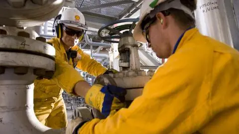 Shell wyda 50 mld funtów na rozbiórkę platform wiertniczych