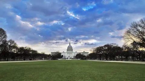 Paraliżu administracji w USA na razie nie będzie