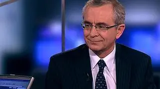 Dzisiejsze dane GUS okazały się nieco lepsze od oczekiwań. Sprzedaż detaliczna wzrosła w kwietniu o 1,0 procent rdr, zaś stopa bezrobocia wyniosła 11 proc. wobec 11,2 proc. w marcu 2009 roku. Według Wiesława Szczuki, głownego ekonomisty BRE Banku za wcześnie jednak, żeby na tej podstawie budowac optymistyczne prognozy. Według szacunków Bre Banku, polska gospodarka skurczy się w II i III kwartale.