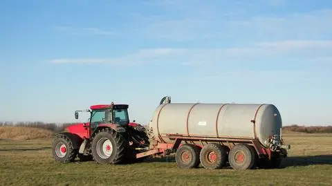 Sawicki o suszy: pomoc rolnikom bardziej socjalna
