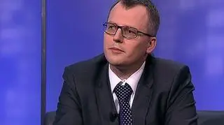 Jak wynika z uchwały siedmiu sędziów Naczelnego Sądu Administracyjnego od pakietów medycznych dla pracowników trzeba zapłacić podatek. Jacek Sklepowicz, doradca podatkowy, dyrektor w dziale prawno-podatkowym PwC twierdzi, że można to obejść np. zamieniając pakiet medyczny na ubezpieczenie zdrowotne.