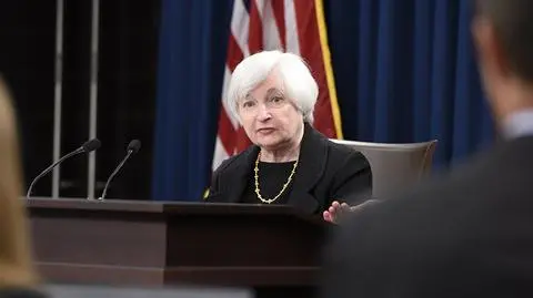 Europa na minusach czeka na Yellen