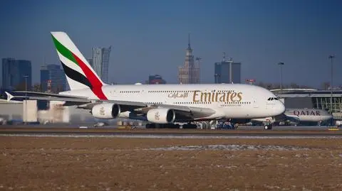 Emirates chcą latać do Warszawy Airbusem A380, największym samolotem