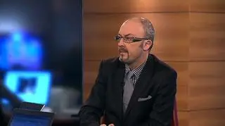 Ceny nieruchomości w dół. W tym roku ceny mieszkań na rynku pierwotnym były niskie, ale jeśli kupiliśmy lokal w celach inwestycyjnych, należy poczekać na realizację zysku przynajmniej rok mówi członek zarządu Emmerson Nieruchomości Aleksander Skirmuntt.