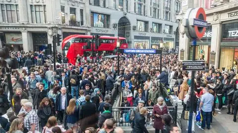 Sondaż: pracownicy z krajów UE zaniepokojeni możliwym Brexitem