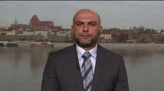 O 87 procent rok do roku wzrosły przychody spółki Oponeo.pl W I kwartale. Spółka zarabia coraz więcej na rynku zagranicznym. pierwszy kwartał wygenerował 46 milionów złotych przychodów, a dla porównania najlepszy zawsze IV kwartał daje firmie ponad 70 milionów złotych przychodów. W wynikach Oponeo wciąż duże znaczenie ma sezonowość, ale ma to się zmienić po wejściu w segment części zamiennych. O tym mówił w Dniu na Rynkach Dariusz Topolewski. 