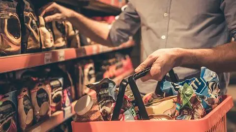 58 procent Polaków popiera zakaz handlu w niedziele