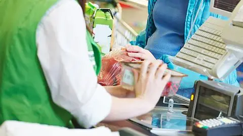 Pracownicy chcą zakazu handlu w niedziele