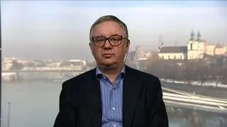 NG2 zarobiło w IV kwartale ponad połowę więcej niż rok wcześniej, ale mniej niż oczekiwali analitycy. Według niektórych z nich na wyniki spółki duży negatywny wpływ miały kursy walutowe – bo większość czynszów za wynajem sklepów płacona jest w euro. O tym w rozmowie z Piotrem Nowjalisem, wiceprezesem, dyrektorem finansowym NG2.