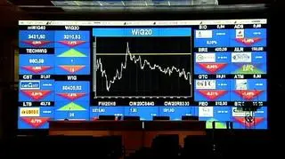 Spadki na giełdzie powodują niepokój inwestorów. Co zrobić by nie stracić swoich pieniędzy? Na tym pytaniem zastanawiają się głównie klienci funduszy inwestycyjnych