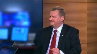 JHM Development dynamicznie zwiększa sprzedaż, spadają jednak zyski. Czy te zyski da się odbudować? O tym a także o Mirbudzie, który od początku roku urósł o ponad 30%, Jan Niedziałek rozmawiał z Jerzym Mirgosem, głównym akcjonariuszem Mirbudu i dyrektorem generalnym JHM Development.