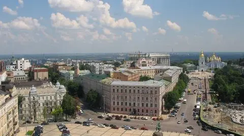 Jaceniuk: Grecja otrzymała 300, my 30 mld euro pomocy