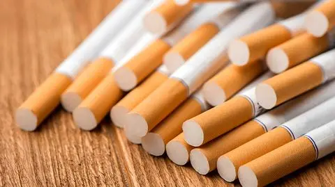 Biorąc pod uwagę to, że Philip Morris jest obecnie wart 120 miliardów dolarów, a Altria 88 miliardów dolarów, połączenie firm stworzyłoby wycenianą na 200 miliardów tytoniową potęgę