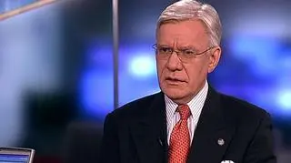 Plan ożywienia amerykańskiej gospodarki zapobiegł kolejnemu Wielkiemu Kryzysowi. Tak w rocznicę podpisania ustaw Barack Obama bronił planu wpompowania w gospodarkę 787 miliardów dolarów. O tym - co udało się prezydentowi USA, a co nie w magazynie "90 minut" z prezesem Amerykańskiej Izby Handlowej rozmawiała Jolanta Kucharska. 