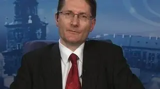 Firma Intersport, handlująca sprzętem sportowym miała dobry I kwartał. Długa zima pozwoliła spółce zwiększyć obroty o 16%, a zysk netto aż o ponad 50% w porównaniu z ubiegłym rokiem. Intersport liczy, że po dwóch słabych latach, 2010 rok przyniesie poprawę wyników. Spółka planuje zarobić 3,8 mln zł, rok wcześniej było to tylko 150 tys. Gościem magazynu "Rynki Dnia" był prezes Intersportu, Artur Mikołajko.