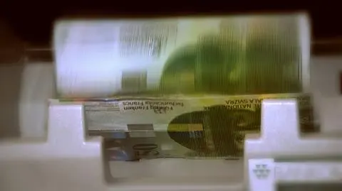 Warto pójść na wakacje kredytowe. Na koniec roku frank może kosztować 4 zł