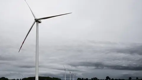 PGE uruchomiła swoją największą farmę wiatrową