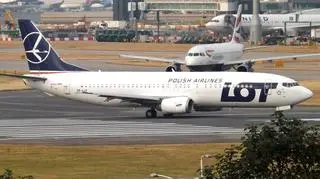 Ograniczenie siatki połączeń, koszty sprzedaży i leasingu zwrotnego części Embraerów czy wydatki na przygotowanie firmy do ekspansji są powodami