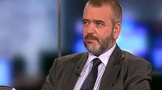 Rada Polityki Pieniężnej nie zmieniła wysokości stóp procentowych, ale po raz pierwszy od 2003 roku obniżyła o pół punktu procentowego stopę rezerwy utrzymywanej obowiązkowo przez banki komercyjne w NBP. RPP oczekuje, że po tej decyzji banki zwiększą akcję kredytową. O skutki decyzji Rady w TVN CNBC Biznes pytaliśmy profesora Dariusza Filara, członka Rady Polityki Pieniężnej.