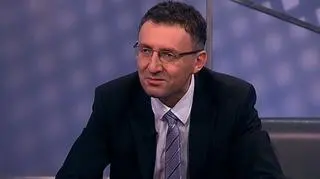 Mniej niż 14 dni zostało do wejścia w życie nowelizacji ustawy o VAT, którą w piątek przegłosował Senat. Nie ma więc czasu na tzw. vacatio legis czyli na stosowny okres od uchwalenia nowego prawa do momentu jego implementacji. Czy taki stan rzeczy może zdecydować o niekonstytucyjności ustawy? Spytaliśmy prof. Marka Chmaja, konstytucjonalistę Chmaj i Wspólnicy Kancelaria Radcowska.