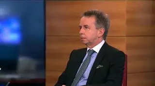 Napięcie związane z potencjalnym konfliktem w Iranie winduje ceny ropy. Na giełdzie paliw w Nowym Jorku podczas ostatniej sesji notowania podskoczyły do poziomów bliskich 9-miesięcznego maksimum. O tym jak taka sytuacja przekłada się na biznes paliwowych spółek w rozmowie z Adamem Czyżewskim, głównym ekonomistą PKN Orlen. 