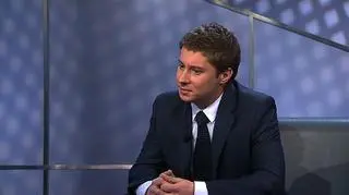 Niania wychodzi z szarej strefy. Ustawa o opiece nad dziećmi do lat 3 może zachęcić do częstszego zawierania umów z opiekunkami do dzieci. W takiej umowie trzeba określić między innymi czas i miejsce opieki, wynagrodzenie, wysokość i termin wypłaty. Od płacy trzeba zapłacić podatek, ale ZUS opłaci składki ubezpieczeniowe - oczywiście pod warunkiem, że taką umowę zgłosimy do Zakładu. O szczegółach opowiada Krzysztof Gąsior, prawnik w kancelarii Raczkowski i Wspólnicy.