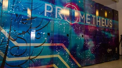  Komputer posiada ponad 41 tysięcy rdzeni obliczeniowych