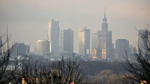Smog coraz cześciej wisi nad polskimi miastami