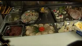 Dziś w „Firmie” – obwoźny bar. Zakładamy restaurację w autokarze i ruszamy po zyski.