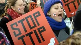 04.02 | Aktywiści sprzeciwiają się umowie handlowej (TIPP) między USA a Unią Europejską
