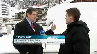 Dobre dane zza zachodniej granicy Polski. Nastroje niemieckich przedsiębiorców poprawiają się trzeci miesiąc z rzędu i to szybciej od prognoz. Obrazujący je indeks IFO wzrósł w styczniu do 108,3 punktu. Zdaniem prezesa Ernst&Young to dobra informacja także dla reszty Europy, ponieważ Niemcy są wiodącą gospodarką kontynentu i wyjście z kryzysu spoczywa w dużej mierze na ich barkach. Według Jima Turleya, z którym nasz reporter rozmawiał w Davos, to też bardzo dobra wiadomość dla Polskiej gospodarki.