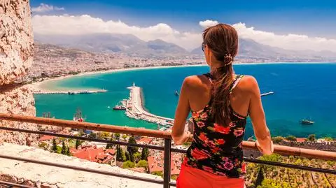 Wakacje 2019. Najpopularniejsze kierunki podróży Polaków - PIT