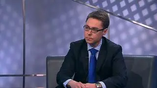 Apteki mogą przyjmować recepty ze stemplem „do decyzji NFZ”. Czy apteka, która dba o interesy swoich klientów i przyjmie taką receptę może być w 100% pewna, że dostanie pełną kwotę refundacji? Zapewnienie NFZ i Ministerstwa Zdrowia na stronie internetowej i przed kamerami nie jest źródłem prawa. Rozmowa z Łukaszem Sławatyńcem, prawnikiem w kancelarii CMS Cameron McKenna