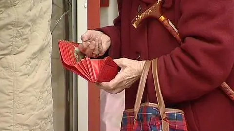 Seniorzy mają coraz więcej długów