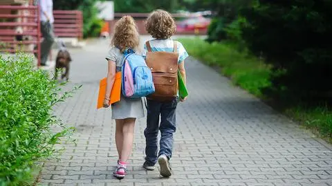 Od 1 lipca można składać wnioski o wyprawkę szkolną i 500 plus